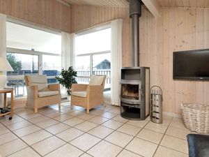 513108-Ferienhaus-6-Henne-300x225-2