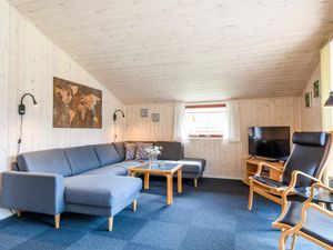 23052147-Ferienhaus-6-Henne Strand-300x225-1