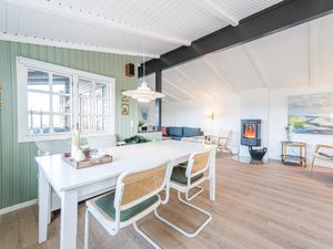 23137161-Ferienhaus-5-Henne Strand-300x225-5