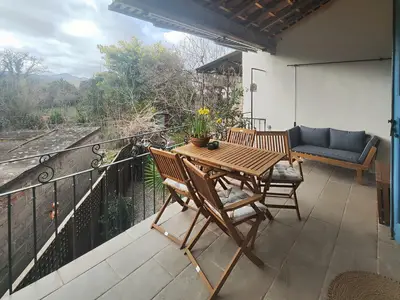 outside outside