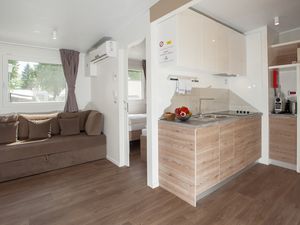 23987660-Ferienhaus-6-Hermagor-300x225-1