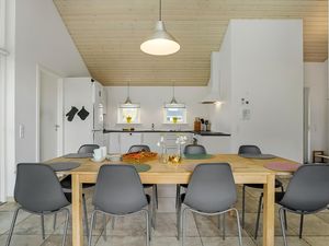 23721780-Ferienhaus-8-Herning-300x225-4