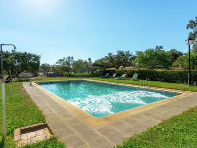 PoolOfHouse