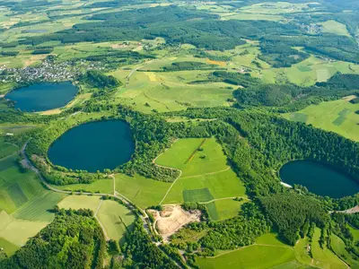 Eifelfrühjahr-2010-136_Dauner Maare