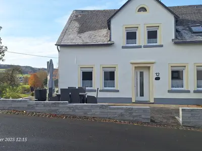 Vorderansicht Ferienhaus zur alleinigen Nutzung.