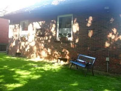 Seitenansicht Garten
