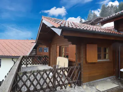 Außenseite Ferienhaus [Winter]