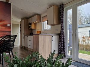 23975341-Ferienhaus-4-Hippolytushoef-300x225-5