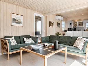 24024841-Ferienhaus-5-Hirtshals-300x225-3