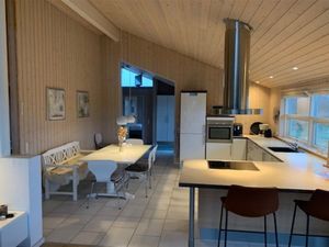 23865641-Ferienhaus-8-Hirtshals-300x225-5