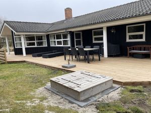 23865866-Ferienhaus-8-Hirtshals-300x225-3