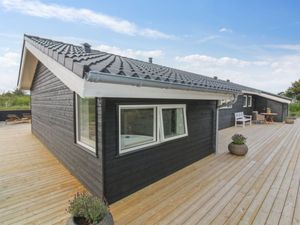 23865041-Ferienhaus-8-Hirtshals-300x225-4