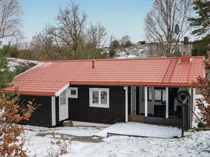 Ferienhaus für 6 Personen (95 m²) in Hjälteby