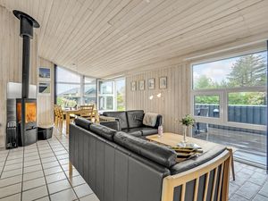 23752845-Ferienhaus-6-Hjørring-300x225-3