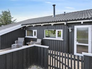 23866136-Ferienhaus-6-Hjørring-300x225-5