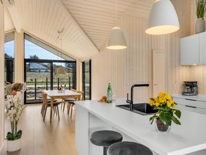 23762869-Ferienhaus-8-Hjørring-300x225-5