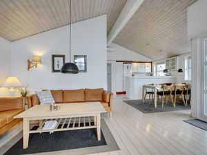 23865223-Ferienhaus-8-Hjørring-300x225-1