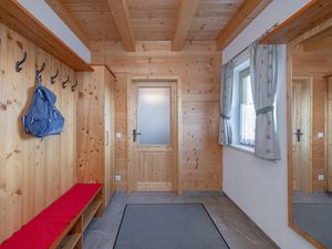 24034837-Ferienhaus-8-Hochrindl-300x225-5