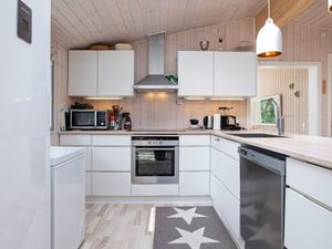 22163075-Ferienhaus-6-Højby-300x225-2