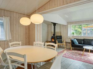 23461581-Ferienhaus-6-Højby-300x225-5