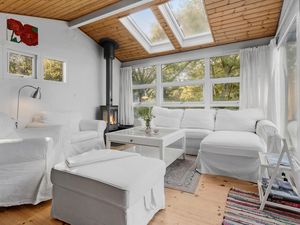 24022657-Ferienhaus-8-Højby-300x225-4