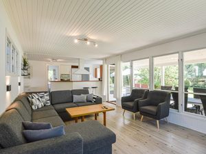 23741689-Ferienhaus-8-Højby-300x225-1