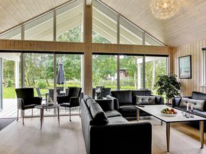 24043874-Ferienhaus-20-Højby-300x225-2