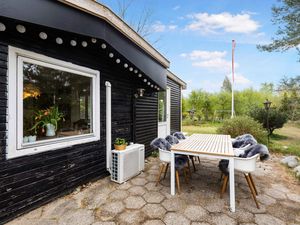 24056661-Ferienhaus-8-Højby-300x225-1