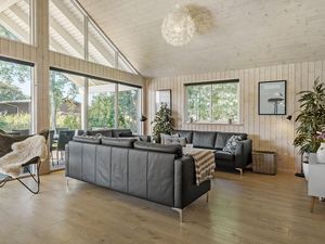 24043874-Ferienhaus-20-Højby-300x225-2