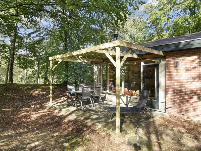 21548231-Ferienhaus-4-Hoenderloo-800x600-1