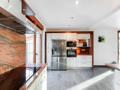 kitchen kitchen