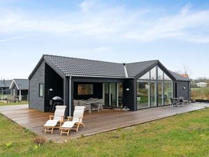 23583944-Ferienhaus-6-Hørve-300x225-0