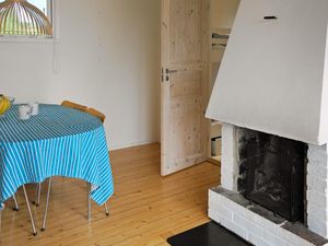 19010241-Ferienhaus-4-Höviksnäs-300x225-5