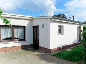 23851091-Ferienhaus-4-Hohen Wieschendorf-300x225-0