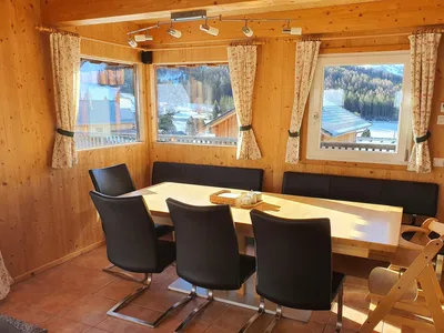 DiningRoom