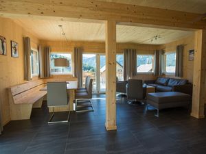 22230449-Ferienhaus-8-Hohentauern-300x225-1