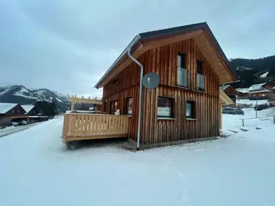 Außenseite Ferienhaus [Winter]