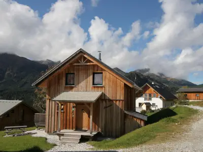 Außenseite Ferienhaus [Sommer]
