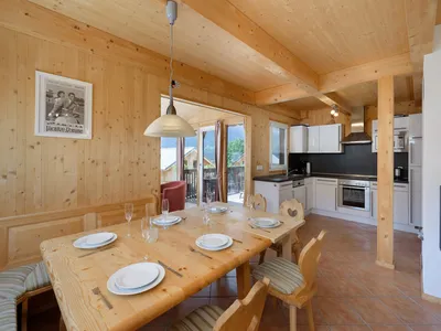 DiningRoom