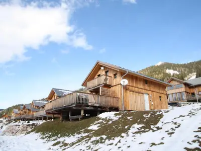 Außenseite Ferienhaus [Winter]