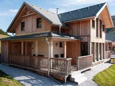 Außenseite Ferienhaus [Sommer]