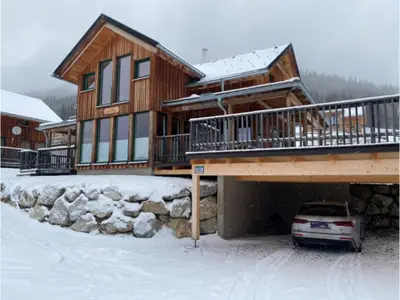Außenseite Ferienhaus [Winter]