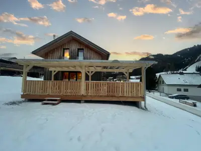 Außenseite Ferienhaus [Winter]