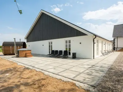 Ferienhaus für 24 Personen (490 m²) in Højer 1/10