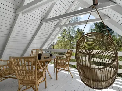 balcony-terrace