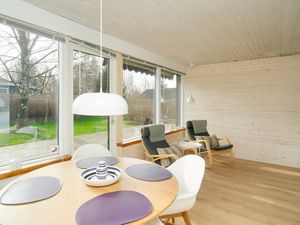 23922535-Ferienhaus-4-Holbæk-300x225-3