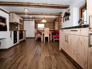 23551831-Ferienhaus-6-Hollersbach im Pinzgau-300x225-3