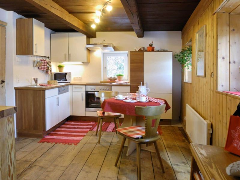 23939017-Ferienhaus-8-Hollersbach im Pinzgau-800x600-2