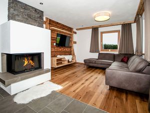 23279360-Ferienhaus-12-Hollersbach im Pinzgau-300x225-4