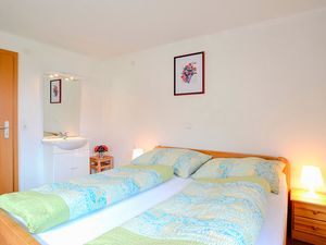 24022874-Ferienhaus-26-Hollersbach im Pinzgau-300x225-4